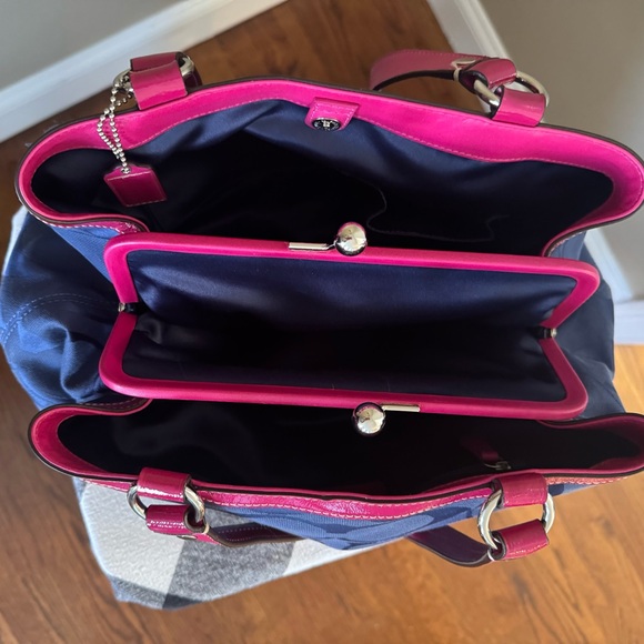 Coach Navy and Pink Women's Bag - Picture 5 of 5